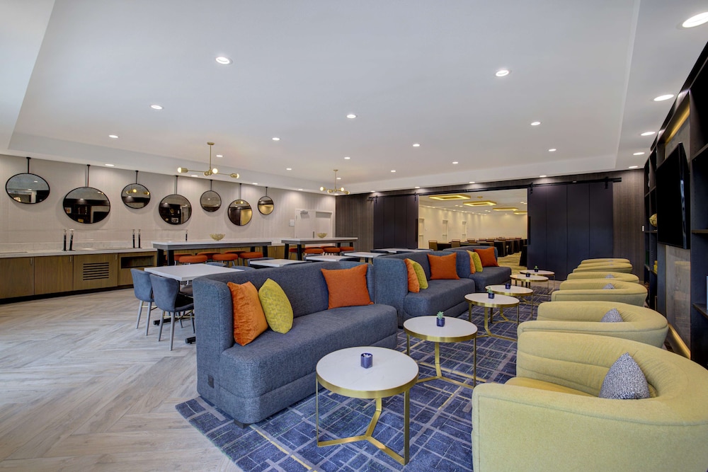 DoubleTree by Hilton Palmdale CA - photo 63