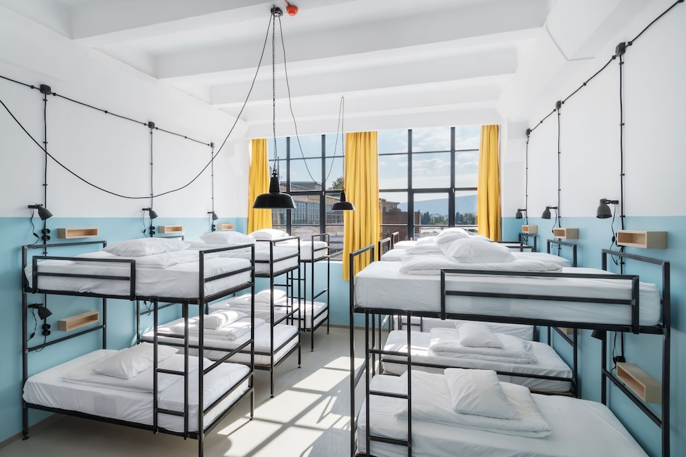 Fabrika Hostel & Suites Hostel