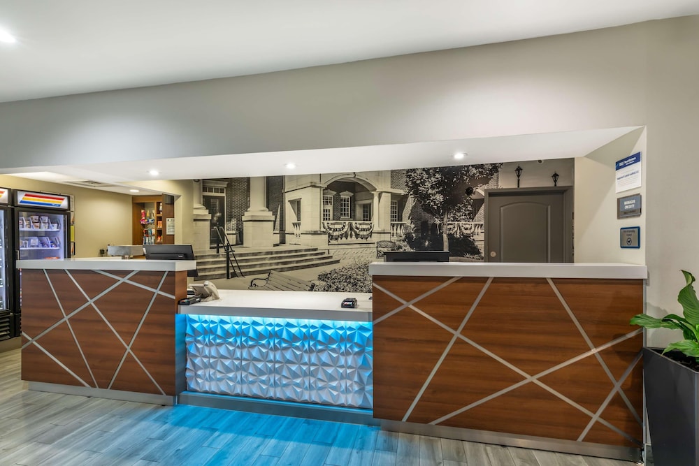 Best Western Plus Duluth Sugarloaf - photo 4