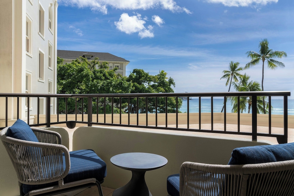 Moana Surfrider A Westin Resort & Spa Waikiki Beach - photo 231
