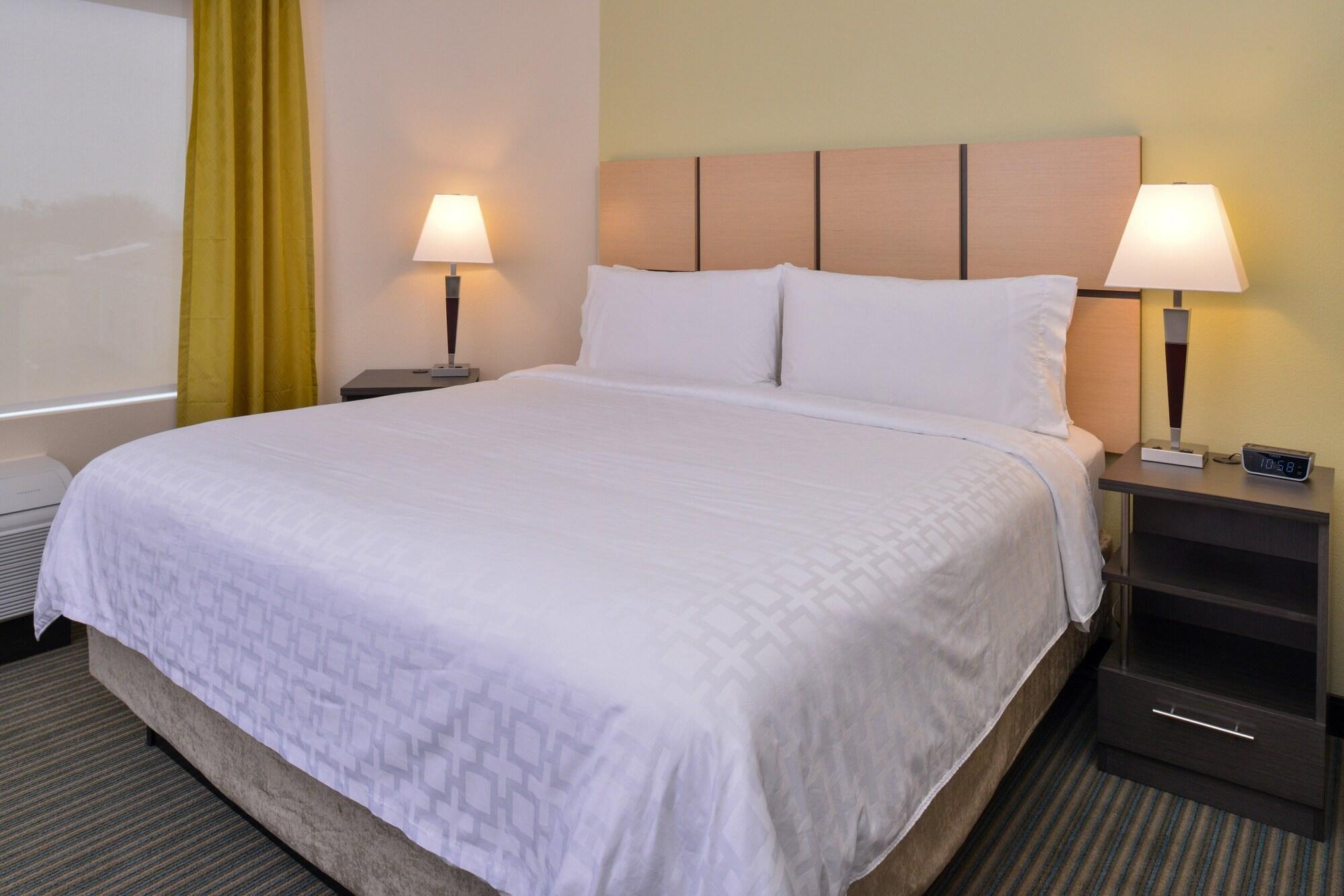 Candlewood Suites Austin Airport by IHG - photo 13