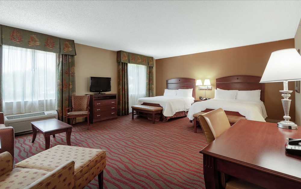 Hampton Inn & Suites Port Richey - photo 9