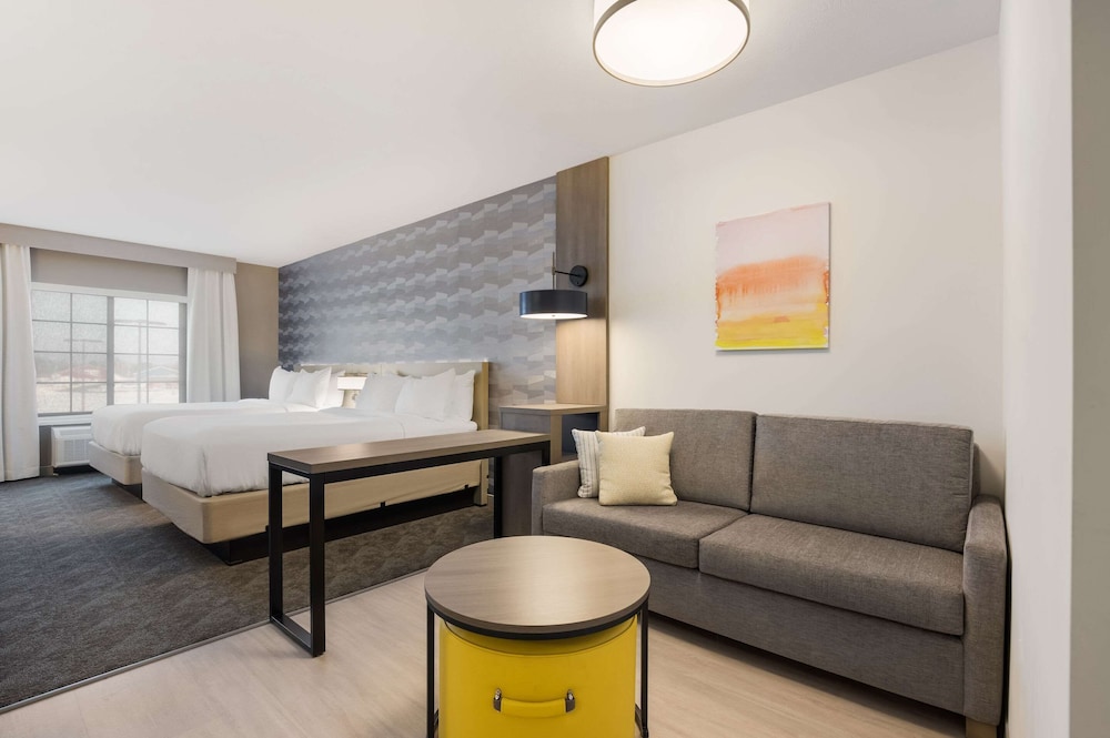 Comfort Inn & Suites Gaylord - photo 16