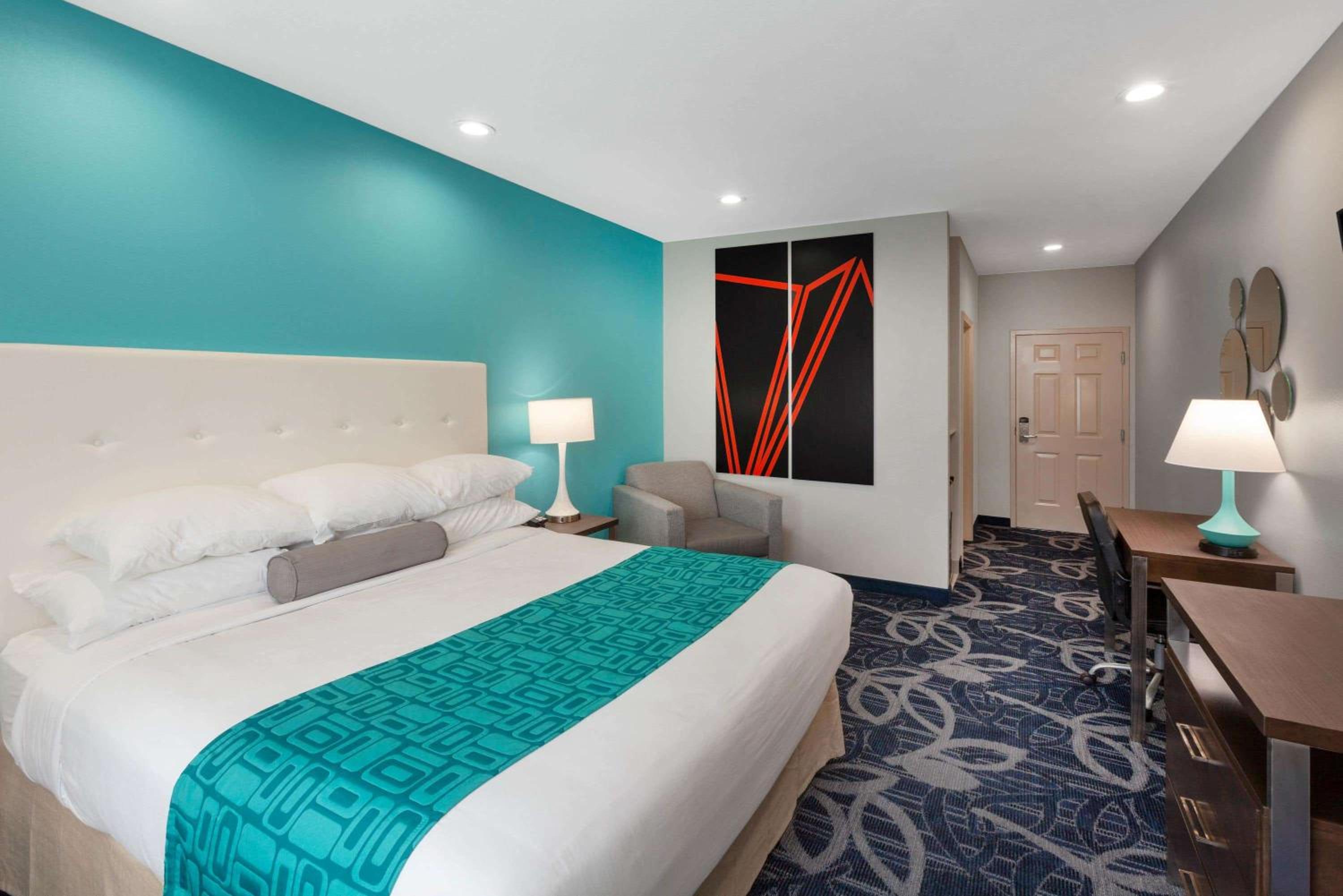 Americas Best Value Inn Houston Willowbrook - photo 8