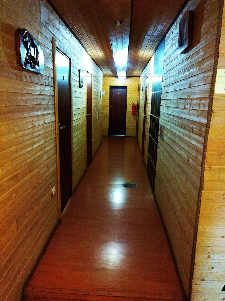 Abyrvalg Hotel — Volkhov — photo 3