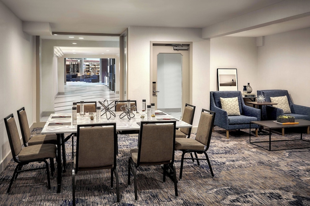 Ventura Beach Marriott - photo 35