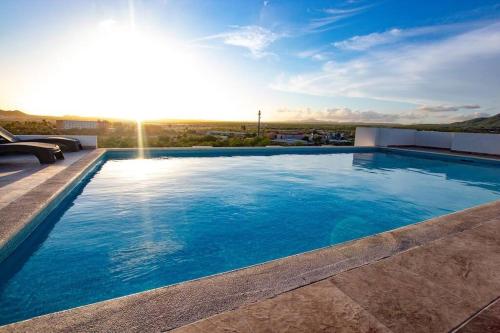 Cabo Cottage Bahia del Tezal — 4-Star Luxury Hotel in Cabo San Lucas, Mexico