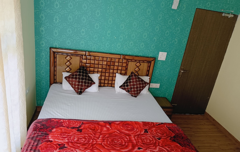 Oak Retreat Huts — Shimla — photo 5