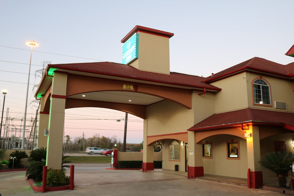 Scottish Inns & Suites IAH Airport Beltway8 - photo 12