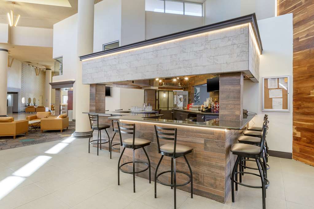 Best Western Plus El Paso Airport Hotel & Conference Center - photo 6