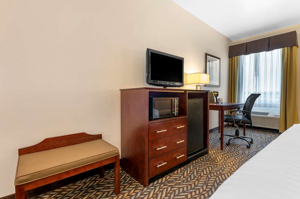 Best Western Plus Covered Bridge Inn - photo 12