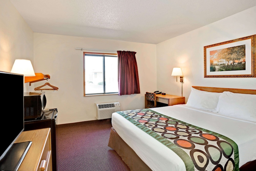 Super 8 by Wyndham Aberdeen East - photo 7