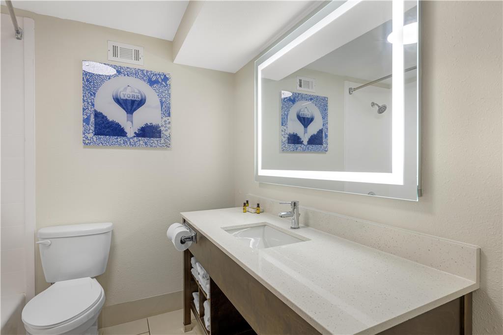 Best Western Plus York Hotel & Conference Center - photo 36