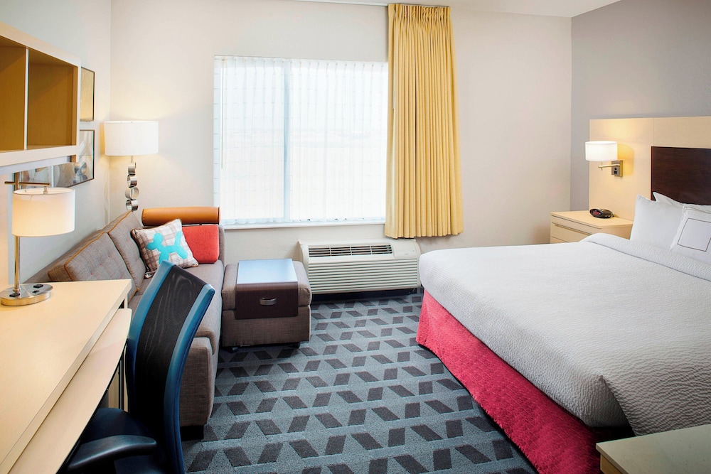 TownePlace Suites by Marriott Goodyear - photo 4