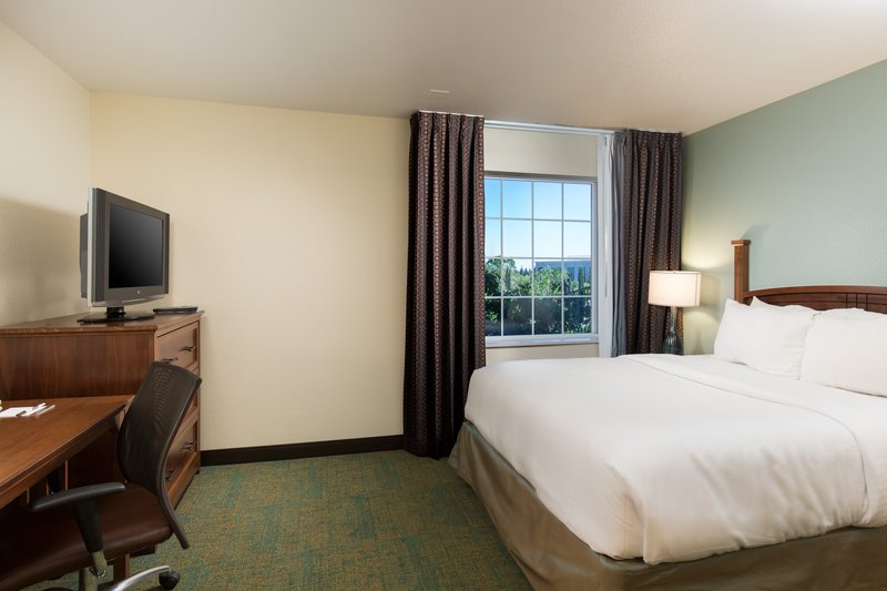 Staybridge Suites Sacramento Airport Natomas - photo 8