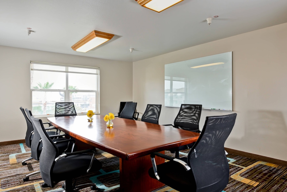 Residence Inn by Marriott Los Angeles LAX El Segundo - photo 25
