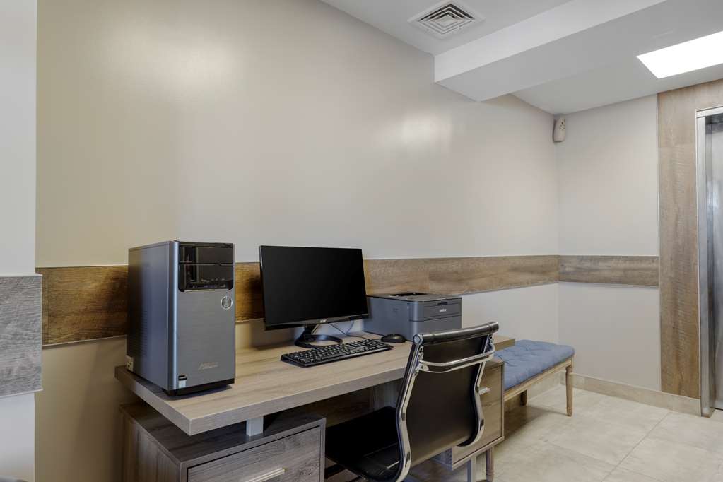 Best Western Plus Brooklyn Bay Hotel - photo 23