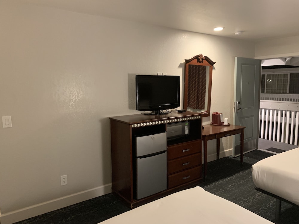 Stargazer Hotel - photo 16
