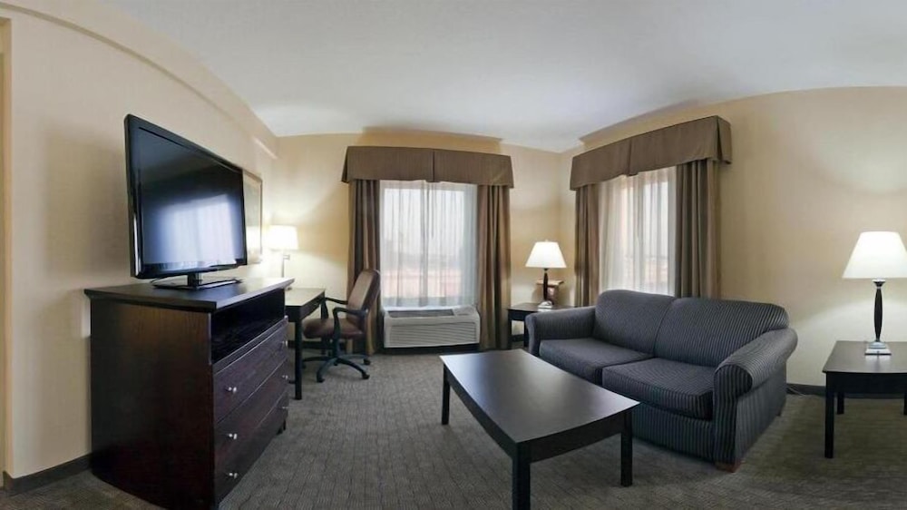 Holiday Inn Express Hotel & Suites Clearwater Us 19 N by IHG - photo 19