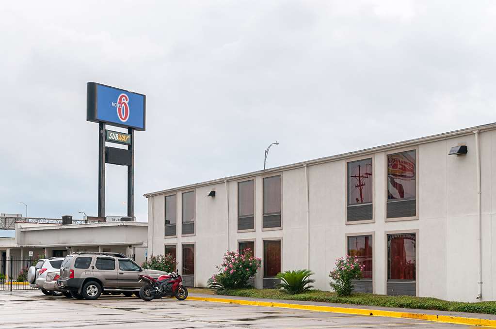 Motel 6 New Orleans Near Downtown - featured photo