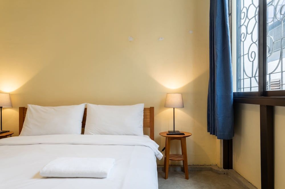 Naret Coliving Hostel Adults Only