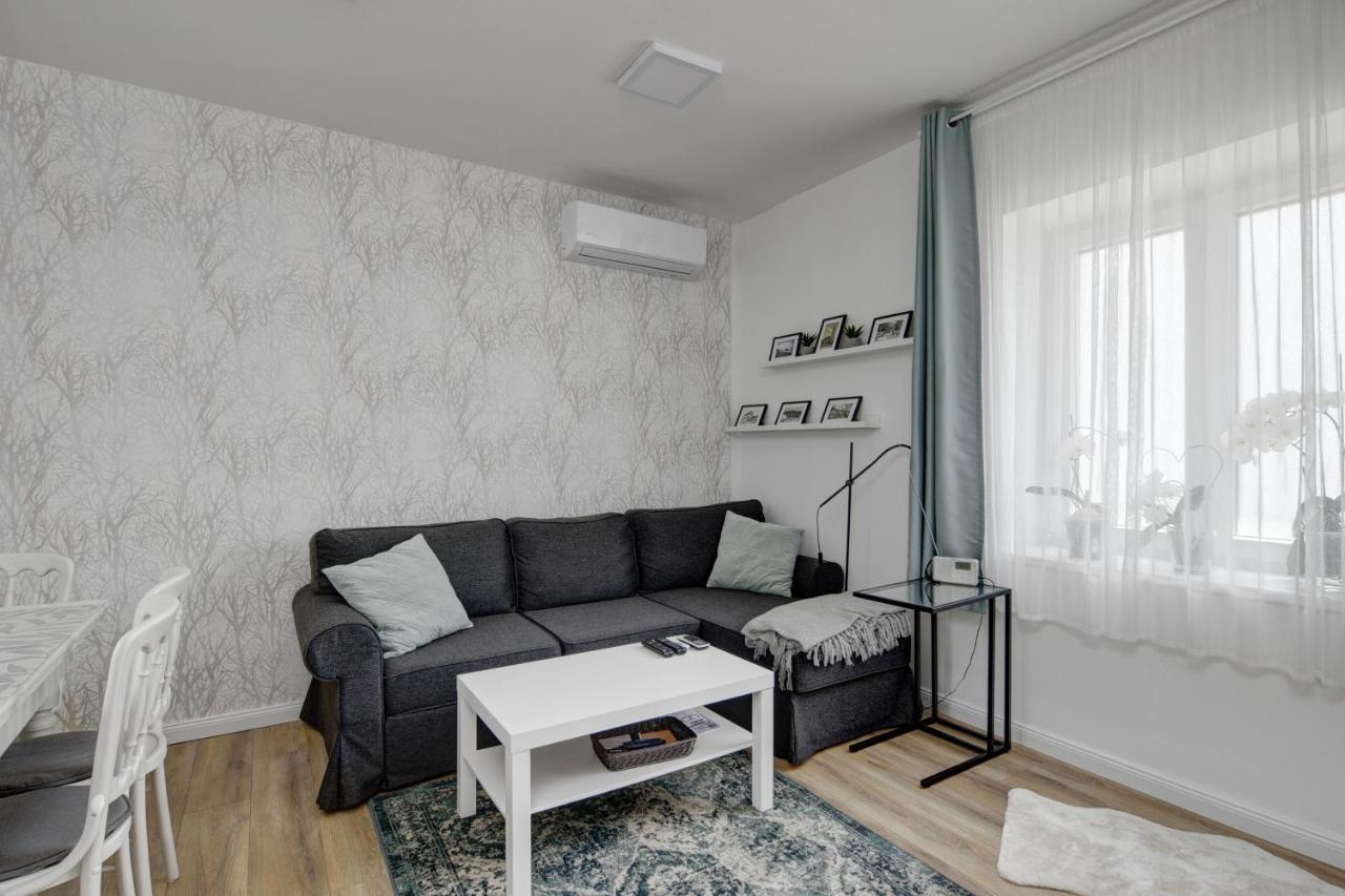 Virágos Vendégház a Dunakanyarban privát kerttel in Nagymaros, Hungary