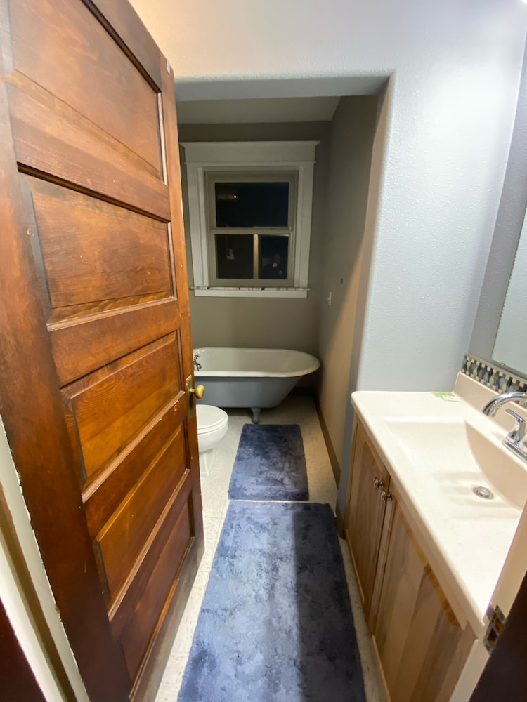 Burge Hotel - photo 10