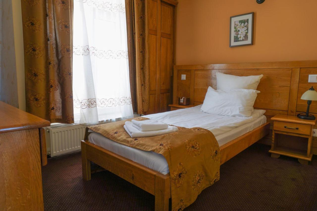 Pension La Fontana — 4-Star Luxury Hotel in Baia Mare, Romania