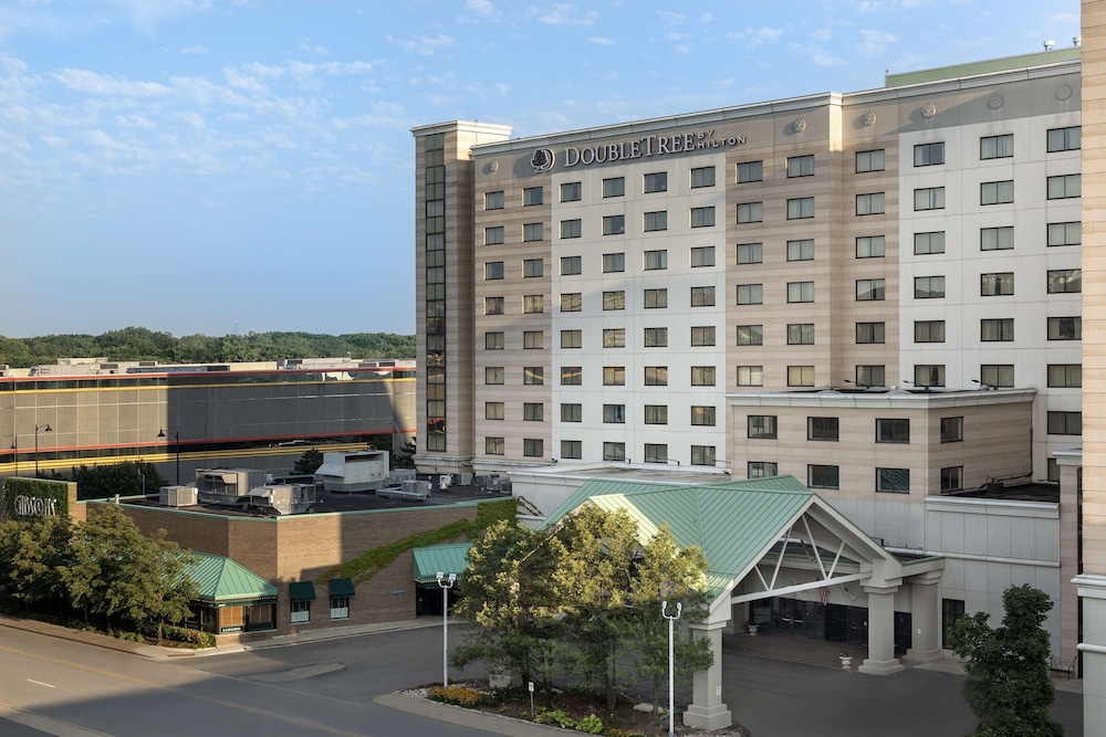 DoubleTree by Hilton Chicago O'Hare Airport Rosemont — hotel in Rosemont
