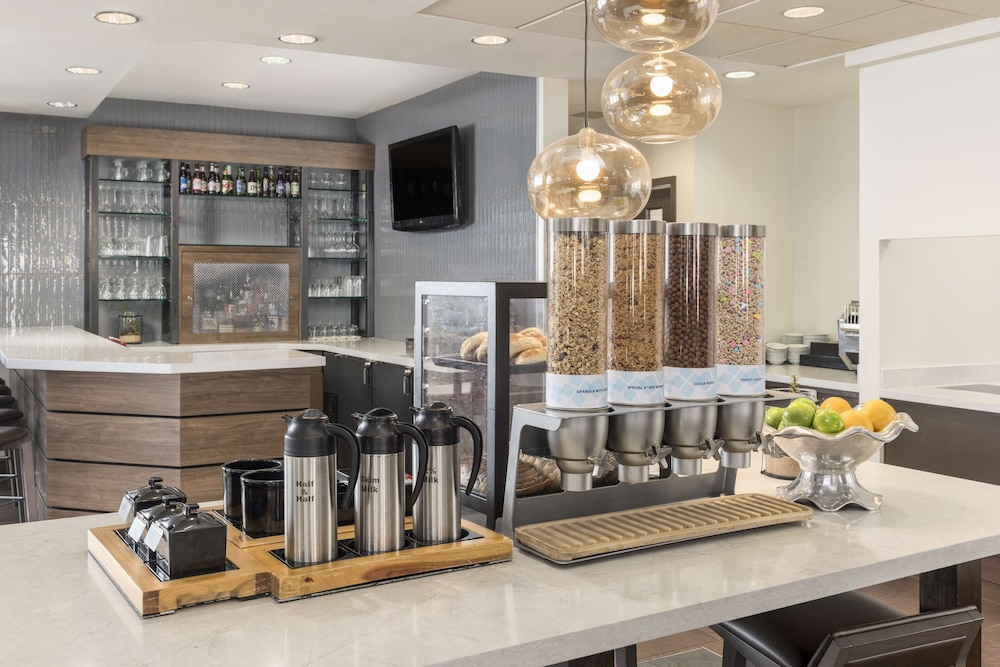 Hilton Garden Inn Scottsdale North Perimeter Center - photo 38