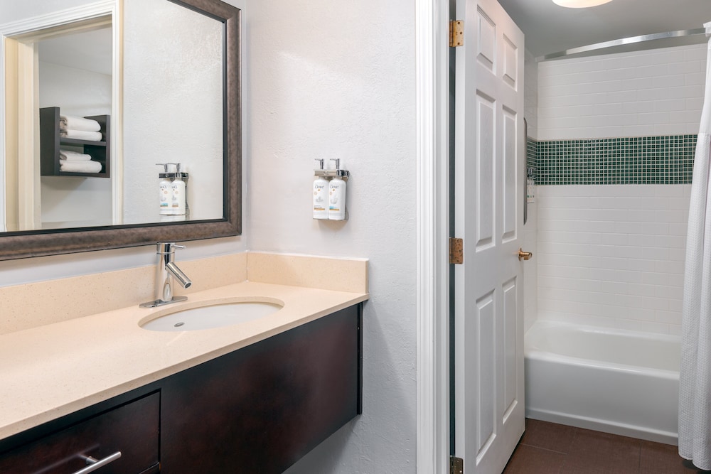 Staybridge Suites Miami Doral Area by IHG - photo 14