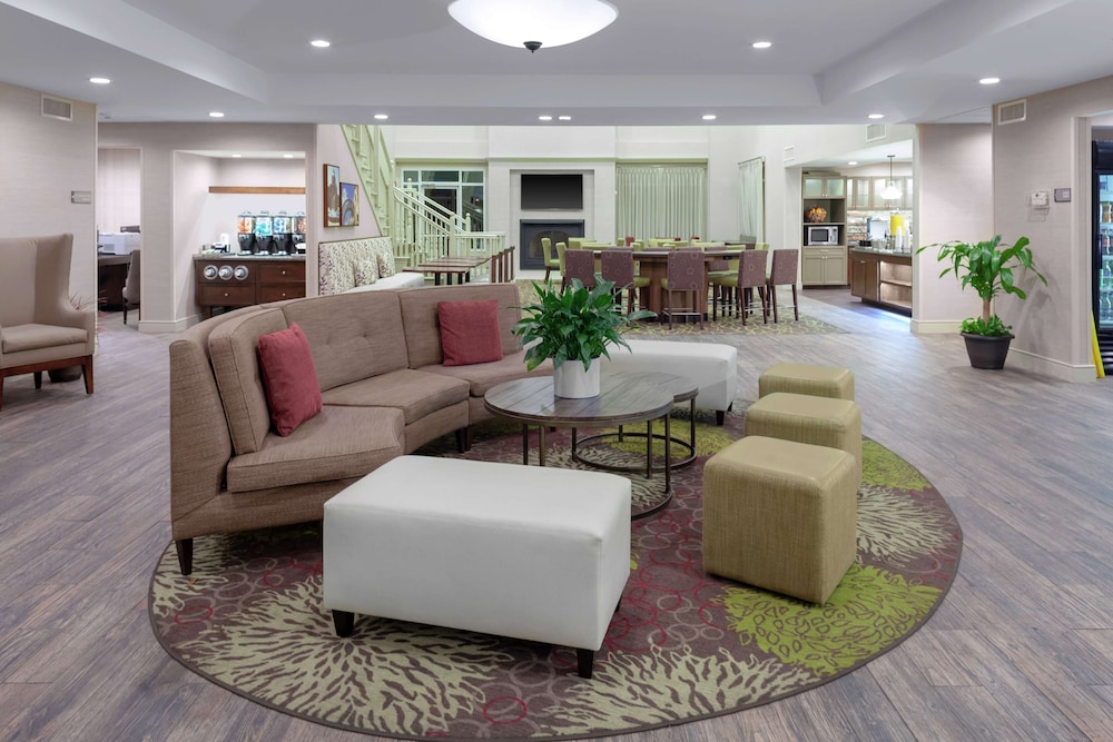 Homewood Suites by Hilton Tallahassee - photo 2