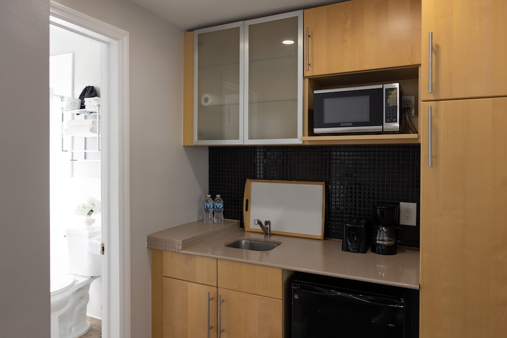Ocean Reef Suites South Beach - photo 18