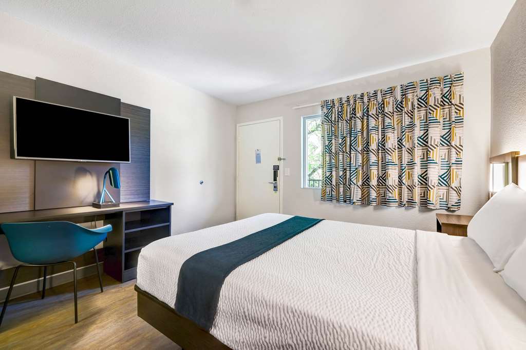 Motel 6 Issaquah WA Seattle East - photo 20