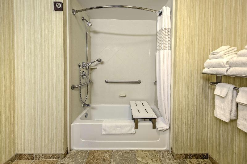 Hampton Inn Rochester Irondequoit - photo 27