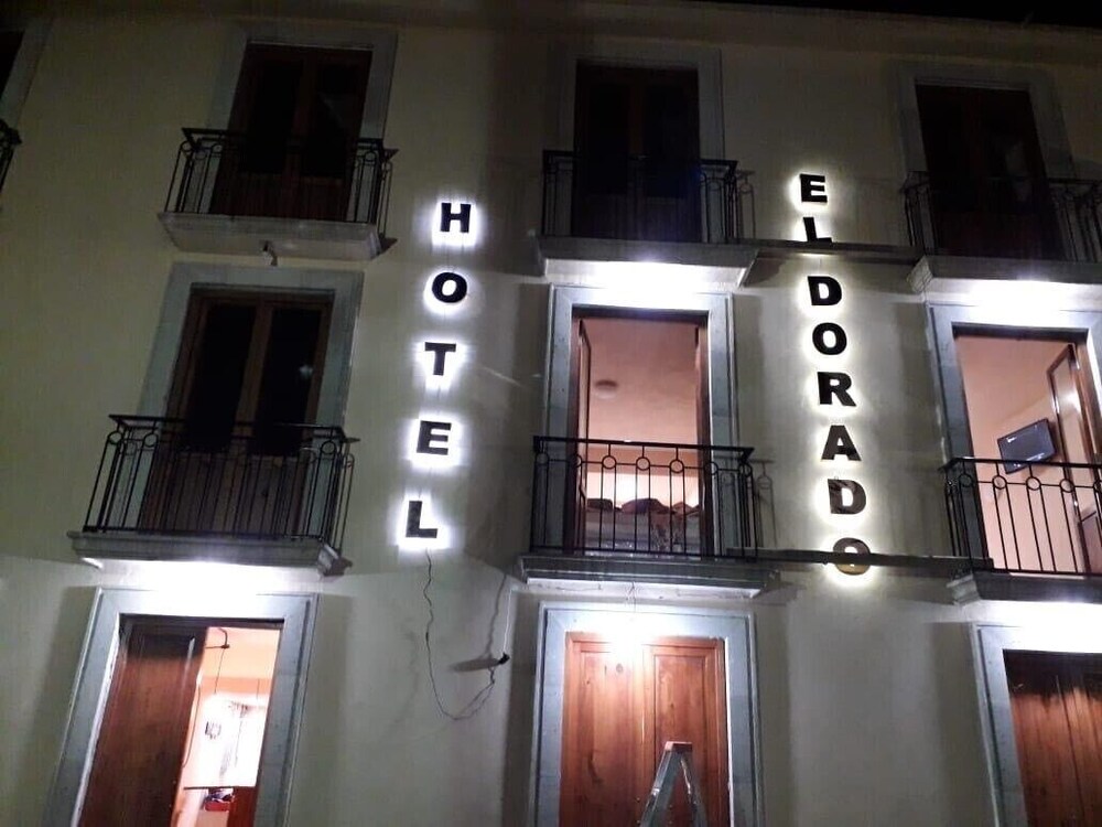 Hotel El Dorado — hotel in El Oro De Hidalgo