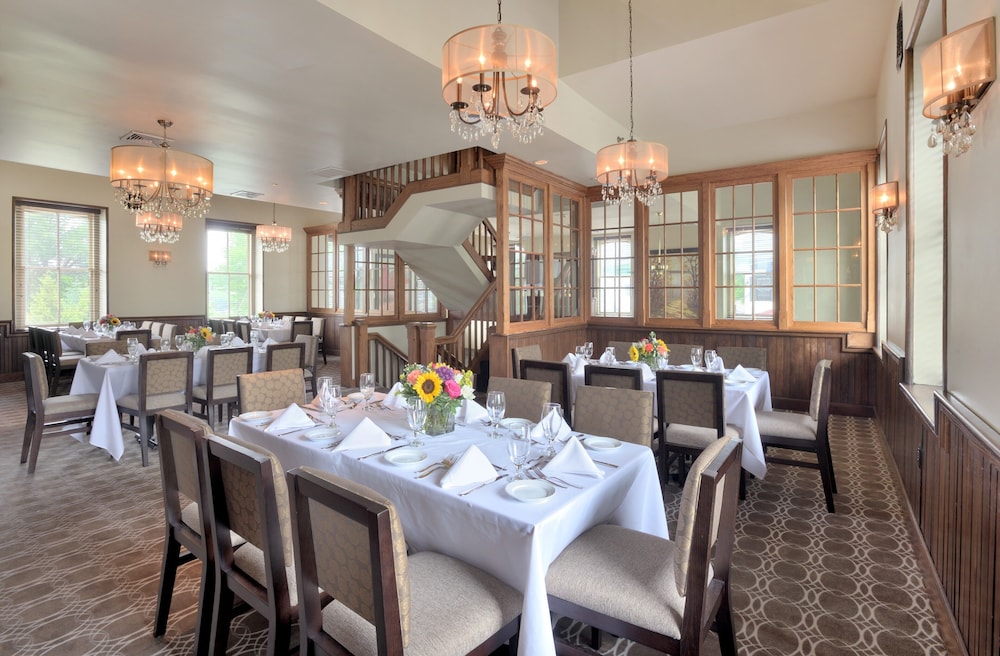 Lambertville Station Restaurant and Inn - photo 18