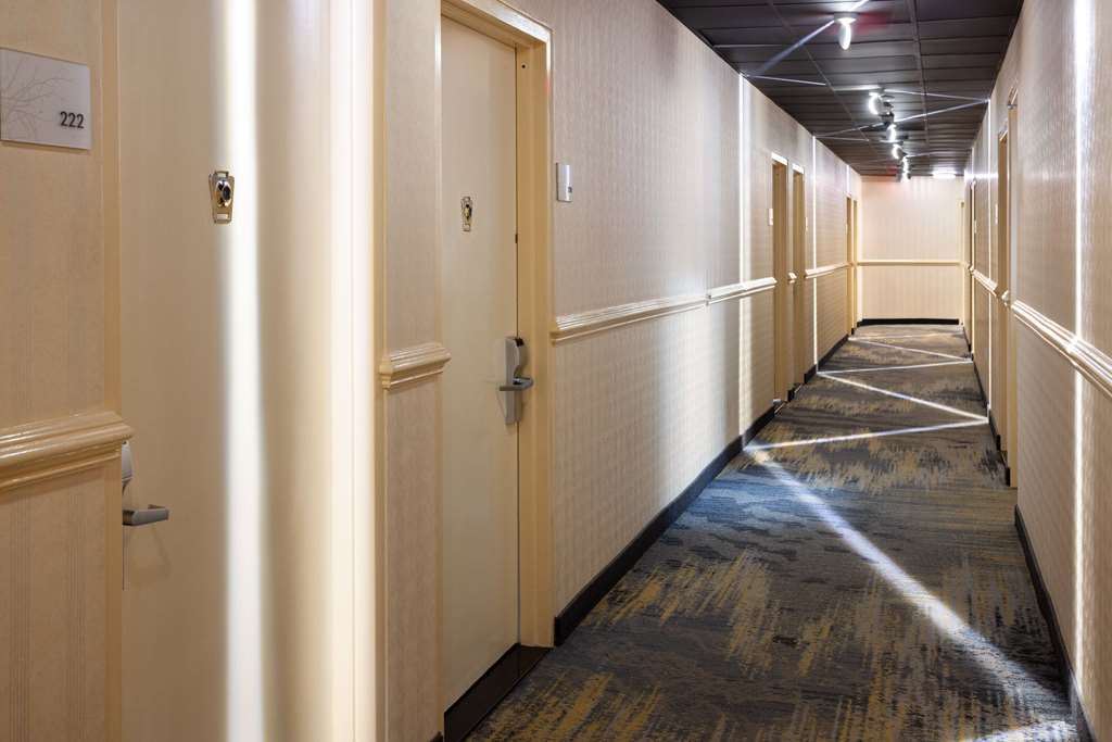 Ramada by Wyndham Bronx - photo 28