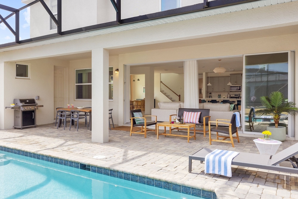 Coconut Breeze Getaway Resort Facilities Access 9 Bedroom Home by Overmoon - photo 33