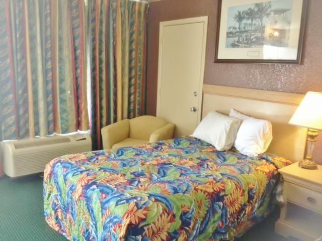 America's Best Inn Lakeland - photo 4