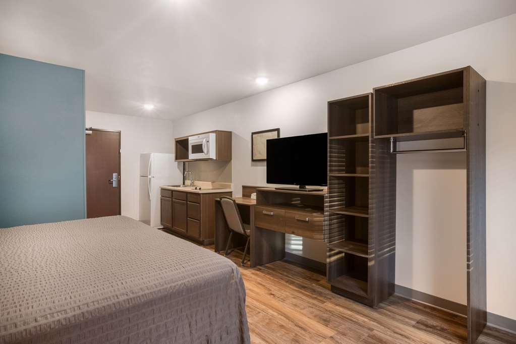 WoodSpring Suites Atlanta Newnan - photo 17
