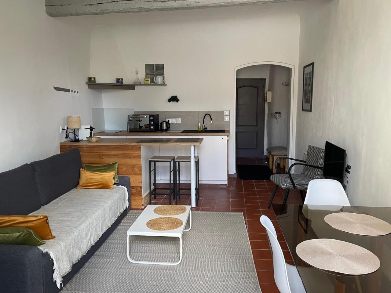 Studio Avec Balcon Sur Cour — Aix-En-Provence — photo 5