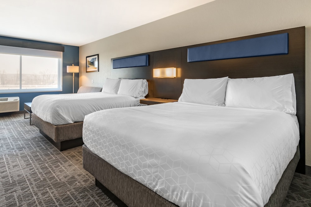 Holiday Inn Express & Suites Carlisle Southwest I 81 by IHG - photo 5