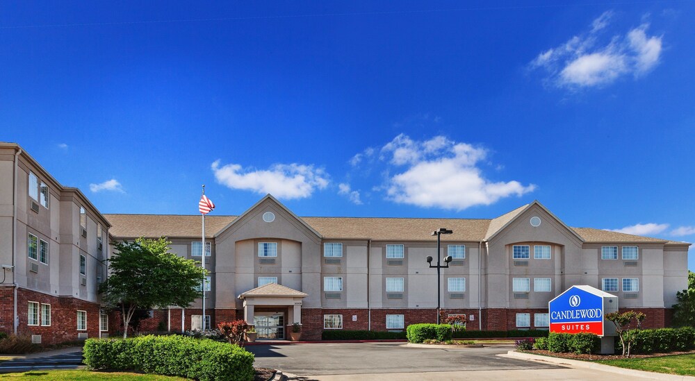 Candlewood Suites Tulsa an IHG Hotel - featured photo