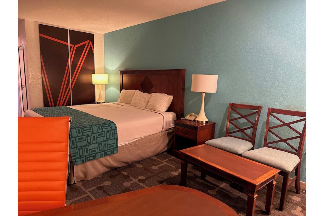 Moonlight Inn Hotel O Hattiesburg MS - photo 40