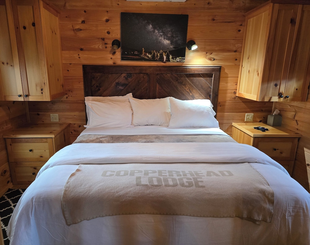 Copperhead Lodge and Resort Cabin Rentals - photo 7