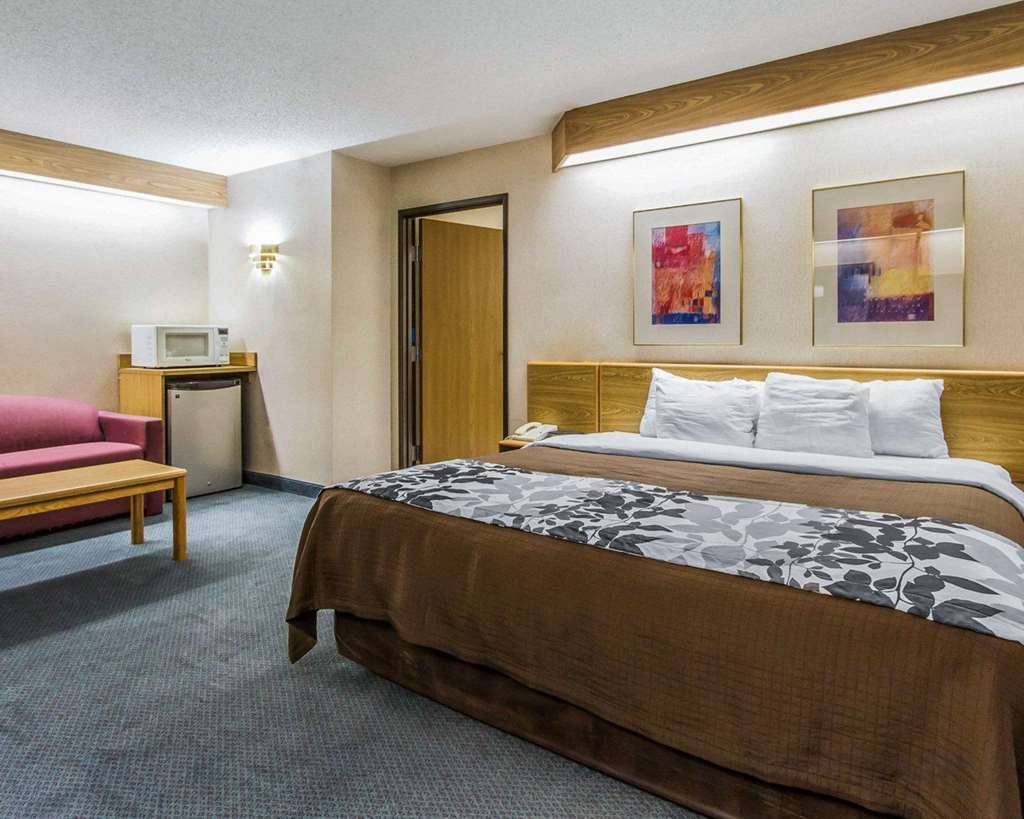 Rodeway Inn Fremont Ne - photo 29