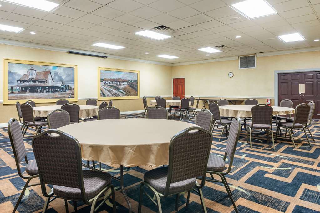 Quality Inn & Suites Palatka Riverfront - photo 26