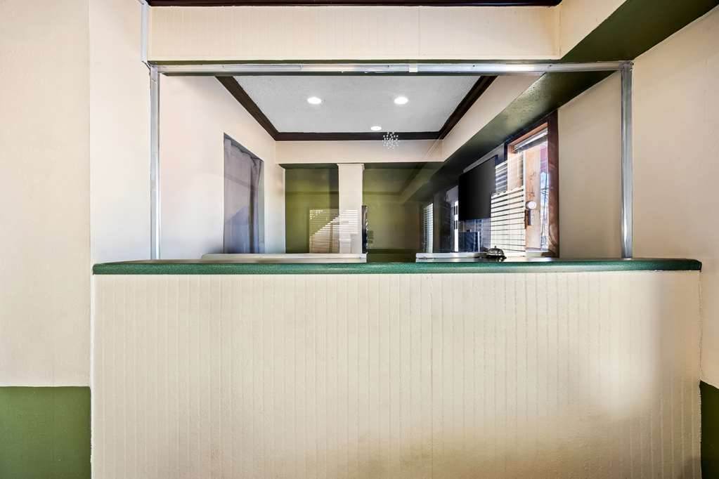 Americas Best Value Inn Ft. Jackson - photo 11