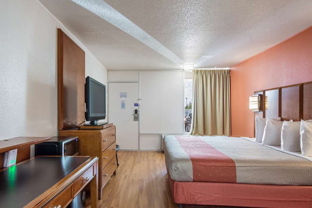 Motel 6 Van Buren AR - photo 6